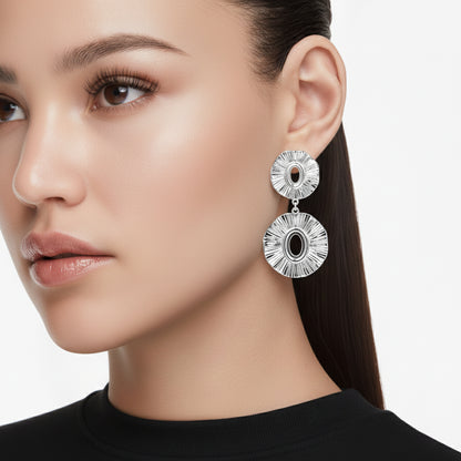Aretes Esferas Plateadas  Repujada